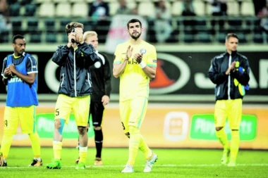 STEFAN MITROVIĆ SAVETUJE CRVENO-BELE PRED GENT: Zvezdo, IZBUŠI im sporu odbranu!