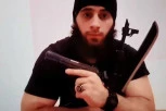 (VIDEO) OVO JE TERORISTA KOJI JE U BEČU PUCAO U LJUDE: Na snimku objašnjava kako je napad bio isplaniran!