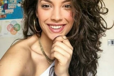 MARINA JE TEK SAZNALA DA JE U DRUGOM STANJU, A ONDA SU JOJ OTKAZALI SVE ULOGE! Poražavajuća situacija za prelepu glumicu!