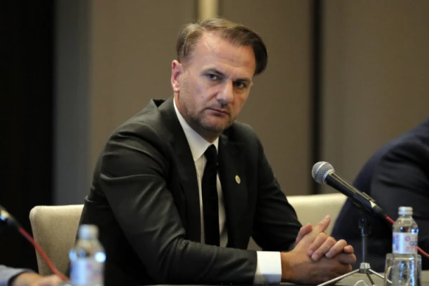 OSTOJA STAVIO TAČKU: Mijailović OTKRIO da li PREUZIMA FK Partizan!