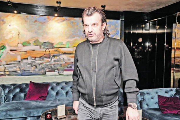 RADIO SAM PRLJAVE POSLOVE ZA MAFIJU! Lukas opisao svoj boravak sa KRIMINALCIMA!