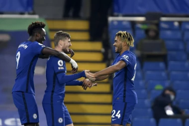 PLAVCI NA VRHU: Čelsi posle preokreta bolji od Lidsa!