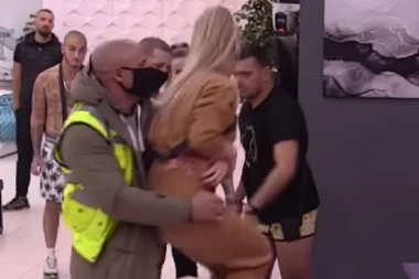 (VIDEO) MONSTRUOZNO: Ermina optužila Milicu da je IZMISLILA tužnu priču, zadrugarka krenula da je bije!
