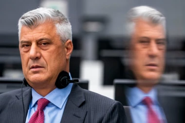 TAČI PRED HAŠKIM TRIBUNALOM! Zločinac se tereti za 98 ubistava, NEGIRAO KRIVICU