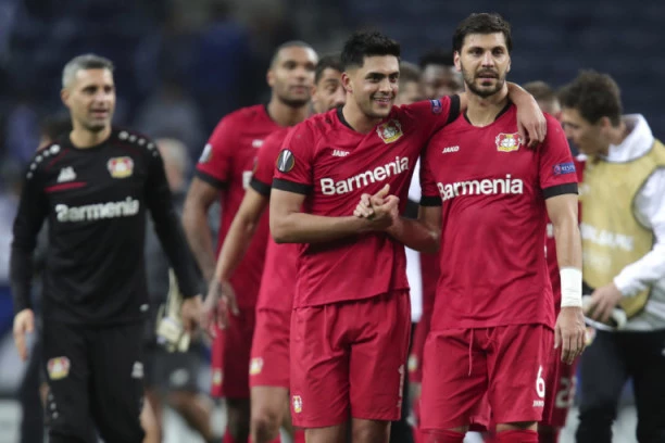 SRPSKI TELEGRAF EKSKLUZIVNO SAZNAJE: Crvena zvezda renovira odbranu, u toku pregovori sa Aleksandrom Dragovićem!