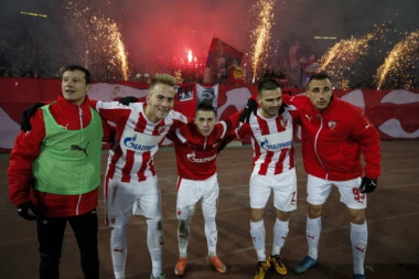 RASKINUO UGOVOR, PA SE DOGOVORIO SA DEKIJEM: Ogroman LJUBIMAC "Delija" se VRATIO na "Marakanu"!