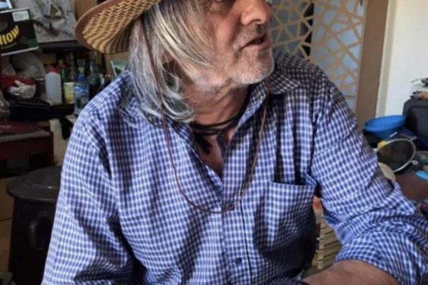 (FOTO) ZBOG NJEGA SU BILI REDOVI NA ZVEZDARI: Ovo je NADRILEKAR kod koga su pohrlili LAKOVERNI BEOGRAĐANI!