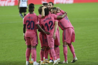 PODRHTAVA "SANTIJAGO BERNABEU": Evropa BRUJI - Real dovodi TANDEM moćnih pojačanja na leto!