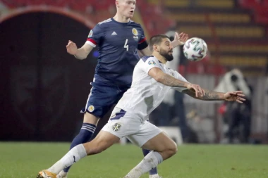 (VIDEO) TRAGEDIJA: Kad najbolji strelac reprezentacije PROMAŠI EVROPSKO PRVENSTVO!