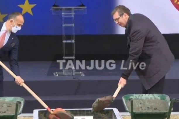 (VIDEO) POČELI RADOVI NA IZGRADNJI INTERMODALNOG TERMINALA! Vučić: Deset puta sam čitao materijal da shvatim šta to gradimo! Ovo je važno za Srbiju