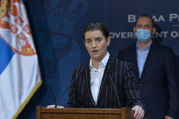 (VIDEO) DONESENE NOVE RESTRIKTIVNE MERE: Ograničen rad SVIH ugostiteljskih objekata sledeća mera MOGUĆA ZABRANA KRETANJA