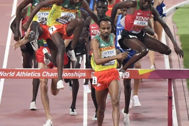 (FOTO) SKANDALČINA: Olimpijski šampion imao se*s sa maloletnicom, sad mu preti robija od 20 godina!