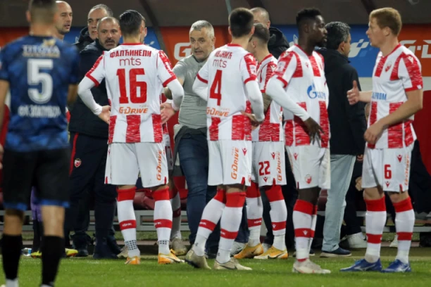 ZVEZDA RAZJASNILA "SLUČAJ ŠAVIJA": Evo šta je vođa "Delija" TRAŽIO na terenu tokom meča sa Zlatiborom!