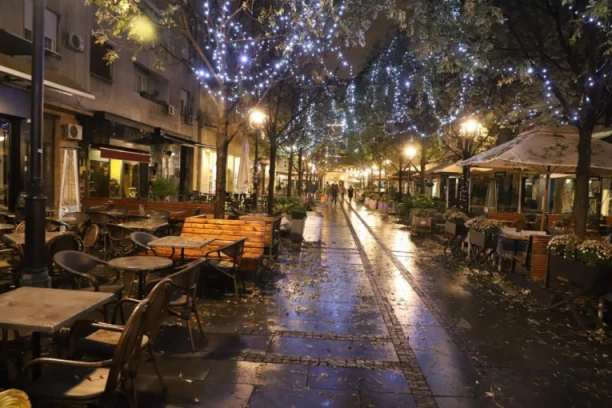 OVAJ PRIZOR OTOPIĆE I NAJTVRĐA SRCA! Slika iz centra Beograda tera suze na oči: POGLEDAJTE! (FOTO)