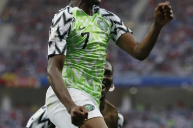 EKSKLUZIVNO SAZNAJEMO: Zvezda sprema MEGAPOJAČANJE! Crveno-beli PREGOVARAJU sa Ahmedom Musom!