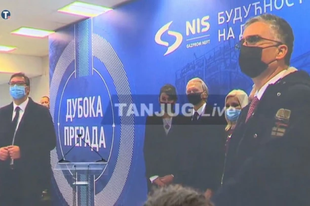 (VIDEO) VUČIĆ NA OTVARANJU NOVOG POSTROJENJA U RAFINERIJI U PANČEVU