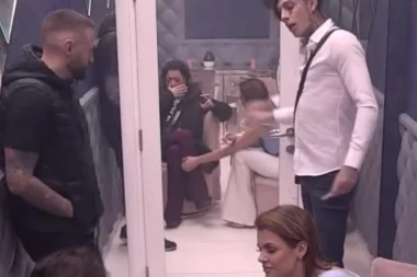 Ujna je ostala sama, mnogo mi je teško: Sandra Rešić otkrila da se nedavno suočila sa još jednom porodičnom tragedijom!