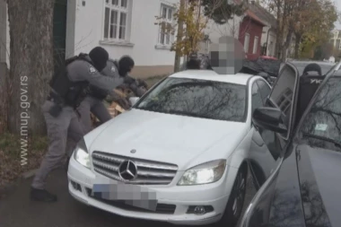 Policija rešila monstruozni zločin u Belvilu: UBICE MIRKOVIĆA ODALI DNK TRAGOVI!