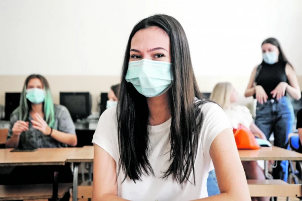 NASTAVNICI I LEKARI UPOZORAVAJU NESAVESNE RODITELJE! Ljudi, da li ste ludi! NE ŠALJITE ZARAŽENU DECU U ŠKOLU!