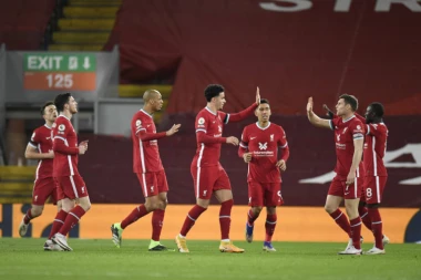 MOĆNA TROJKA ŠAMPIONA! Žota nastavio DOMINACIJU, Lester NOKAUTIRAN na "Enfildu"!