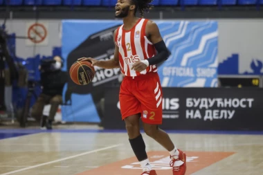 (FOTO) ŠOKANTNA FOTOGRAFIJA: Volden OSTAO BEZ ZUBA u derbiju!