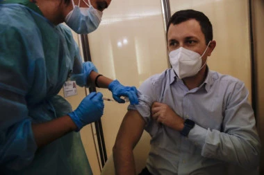 DVA FAKTORA USPEHA: Još jedan dokaz da je Evropa ODUŠEVLJENA vakcinacijom u Srbiji!