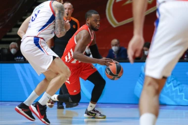 NAJGORA defanzivna partija u sezoni i katastrofalno suđenje OSUDILI ZVEZDU NA PORAZ protiv Efesa!