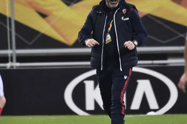 DEKIJEVA GODINA PROĐE, USPESI SA ZVEZDOM NIKAD: Stanković pre tačno 365 dana seo na klupu crveno-belih!