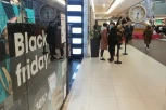 KAŽU "CRNI PETAK" PA NAS ODERU DO POSLEDNJEG DINARA! Beograđani u šoku: Trgovci napumpaju cene pre akcije, pa ih stave na "popust"!