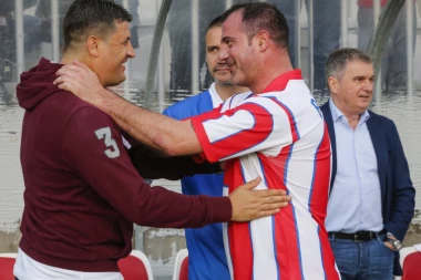 ZVEZDINA VEZA: Trener dovodi BIVŠEG STRANCA CRVENO-BELIH za pojačanje