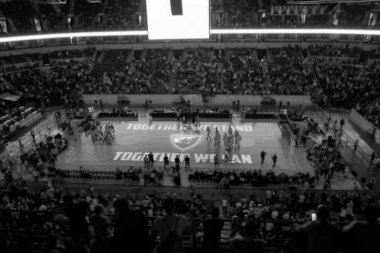 TUGA I SUZE NA MALOM KALEMEGDANU: Preminula LEGENDA Crvene zvezde!