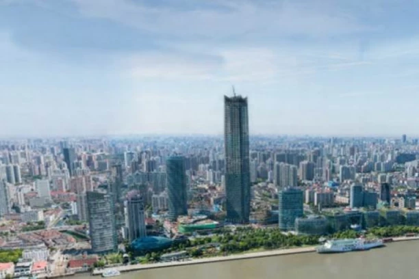 UMRO PA OŽIVEO: Čovek u Šangaju odveden u mrtvačnicu u vreći za telo dok je još živ!