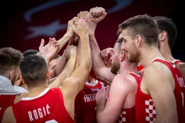 JOŠ VEĆI ŠOK U BORBI ZA EP 2022: Hrvati se PROPISNO IZBLAMIRALI protiv Holanđana, plasman na EP neizvestan!