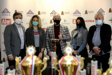 (FOTO, VIDEO) ZNA SE KADA POČINJE ŠOU: Održan žreb turnirskih brojeva za 14. Pojedinačni šampionat Srbije u šahu!
