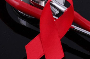 PRVA ŽENA IZLEČENA OD SIDE: Pacijentkinja sa leukemijom uspela da pobedi HIV