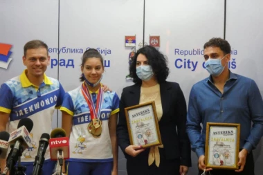 Vlada Srbije ODVOJILA 1,1 MILIJARDU ZA POMOĆ KLUBOVIMA, Kačar se zahvalio na važnoj injekciji!