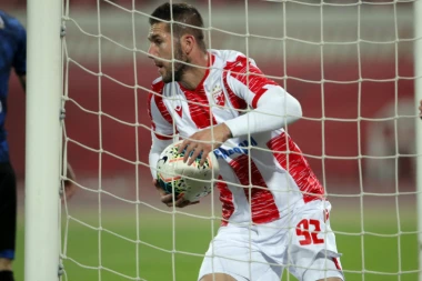 DRAMA NA "MARAKANI"! Nije samo Vukanović, korona upalila ALARM u Zvezdi?