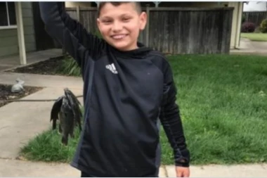 HOROR! Dečak sebi pucao u glavu tokom onlajn nastave!