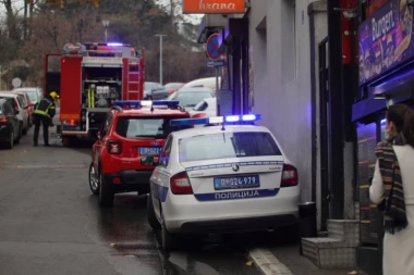 IZBIO POŽAR U NOVOM SADU: Vatra kulja iz podruma zgrade, vatrogasci na terenu