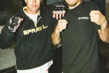 Fanovi MMA, MOLITVE SU VAM USLIŠENE: Genijalni ali kontroverzni ubica se VRAĆA U OKTAGON!