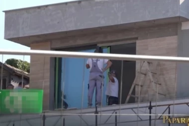 Kod njega nema krize zbog korone: Haris Džinović gradi velelepnu vilu od koje zastaje dah!