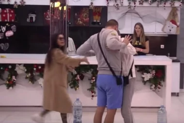 Obezbeđenje imalo pune ruke posla: Vladimir Tomović i Lepi Mića se fizički obračunali!