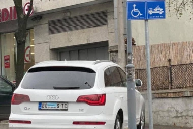 BAHATO DA NE MOŽE VIŠE! Pogledajte najpre gde se parkirao jedan Beograđanin, a potom i kako je pokušao da izbegne "Oko sokolovo"