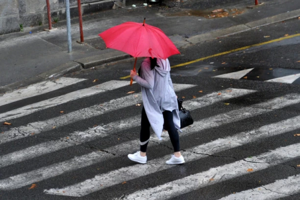 VARLJIVO PROLEĆE! Danas oblačno vreme sa pljuskovima i grmljavinom