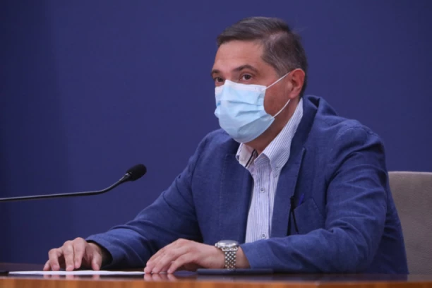 ZABRINJAVAJUĆE! U Batajnici hospitalizovan pacijent koji ima samo 23 GODINE, a na intezivnoj je čak 39 pacijenata