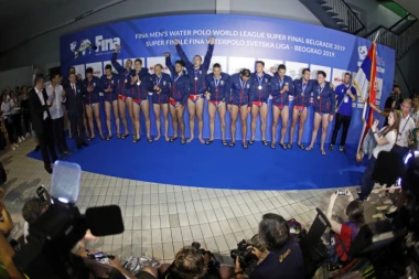 OSVOJIO JE ZLATO NA OLIMPIJADI: Velika tuga, preminuo naš LEGENDARNI vaterpolo REPREZENTATIVAC!