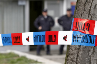 KRVAVI OBRAČUN NA VOŽDOVCU: Muškarac uboden nožem u stanu naselju Braće Jerković
