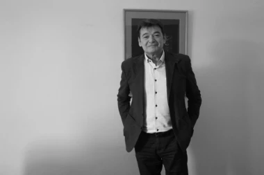 TUŽNA SEĆANJA NA VELIKANA SPRSKOG GLUMIŠTA! PONAVLJAO PRVI RAZRED ZBOG FIZIČKOG: Bacio kuglu na profesora umesto na teren!