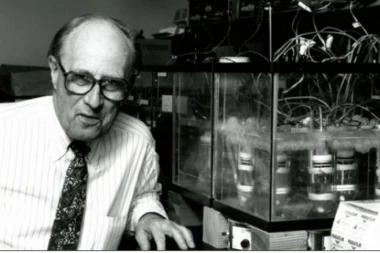 ČOVEK SVE OBJASNIO, ALI NIJE IMAO KO DA GA SLUŠA! Čuveni naučnik još pre skoro 50 godina na simpozijumu u Beogradu predvideo da je po čovečanstvo fatalna 2020!