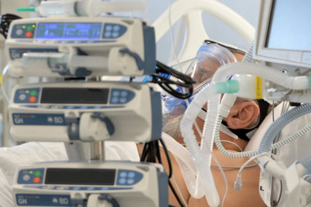 PAD BROJA OBOLELIH: Koronom zaraženo još 4.910 osoba!